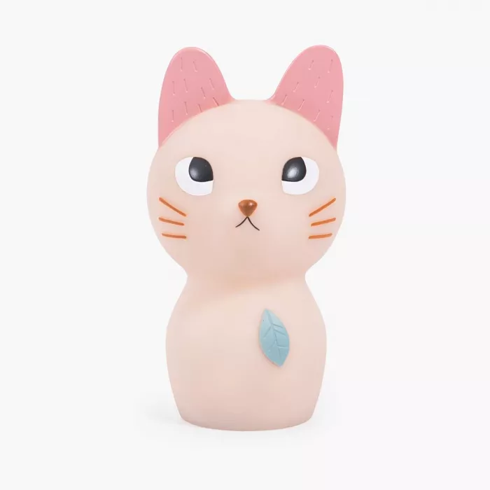 veilleuse chat après la pluie