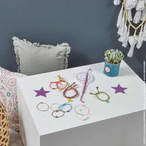 kit-creatif-13-bracelets-de-l-amitie-a-creer (1)