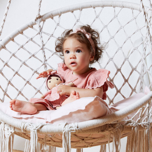 ma-premiere-poupee-en-tissu-amandine-25-cm (3)