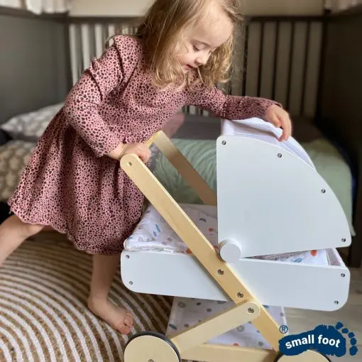 Landau en bois blanc