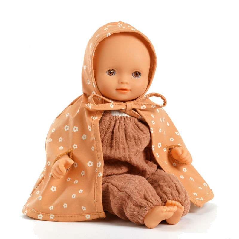 cape-de-pluie-printemps-vetement-de-poupee-pomea-de-djeco-7890 (1)