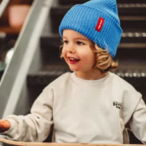 bonnet-colore-enfants-bebes-flow-cool-kids-only-bleu-hello-hossy