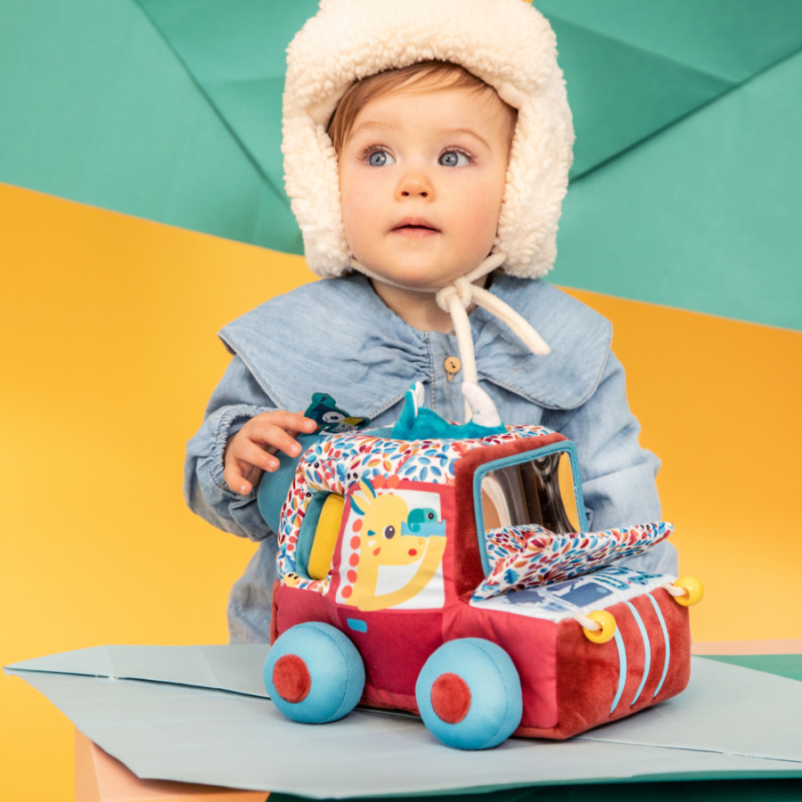 voiture-d-activites-safari-jack (1)