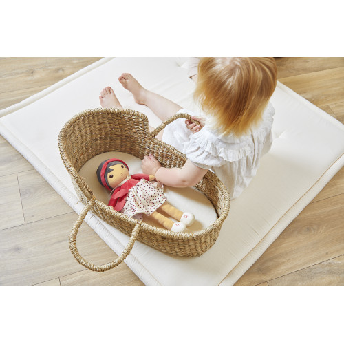 ma-premiere-poupee-en-tissu-emilie-32-cm (5)