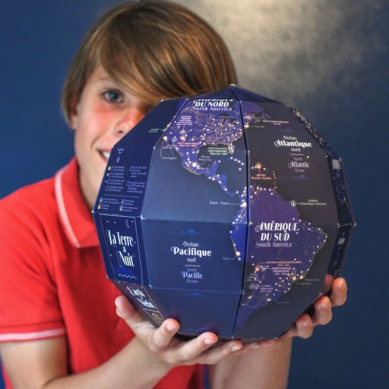 POPPIK-GLOBE-POUR-ENFANT-PHOSPHORESCENT-ETOILE-2