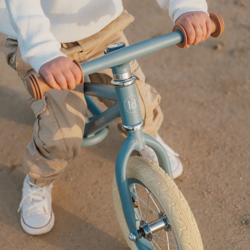0029321_loopfiets-blue-mat-new