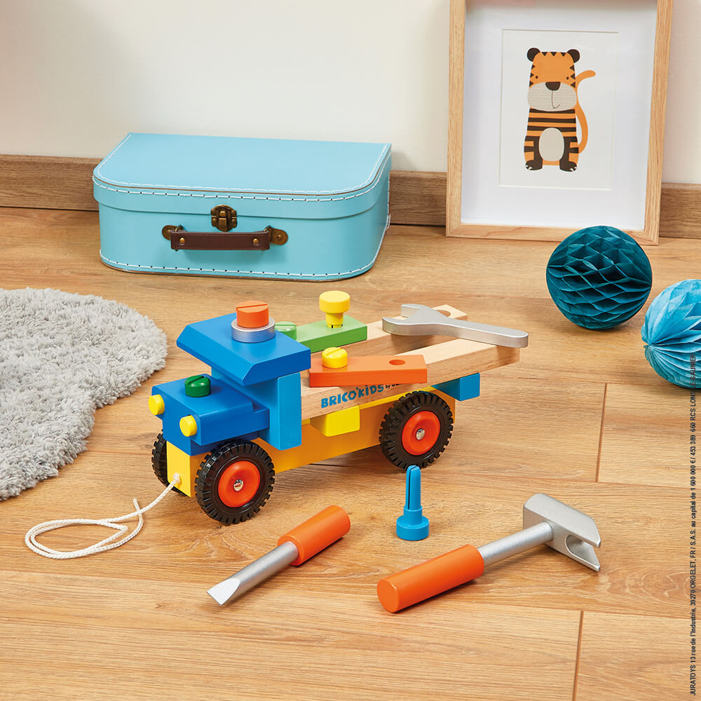 Brico’Kids – Camion de bricolage en bois à tirer1