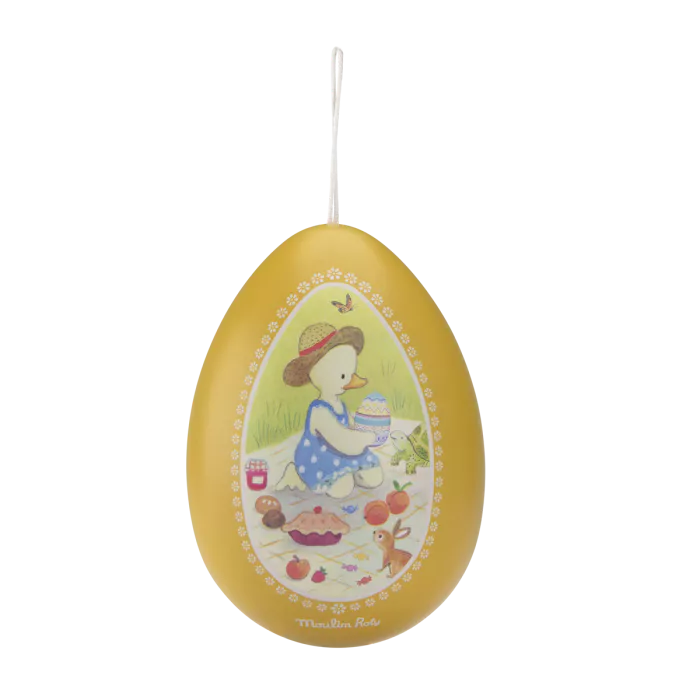 Grand oeuf en métal jaune – La Grande Famille